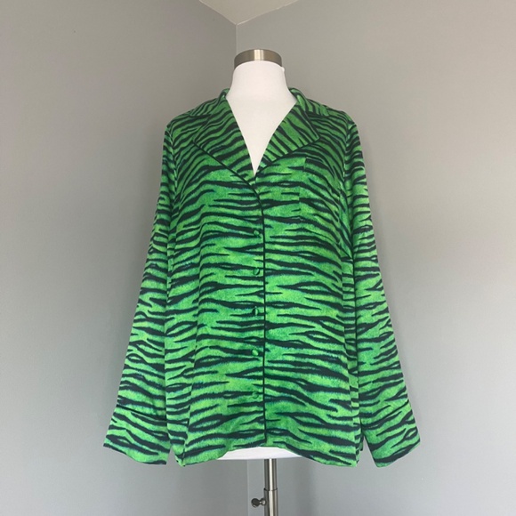 Savage x Fenty Rhianna Animal Print Green Zebra Silky Pajama Blazer Top 2X - Picture 3 of 14